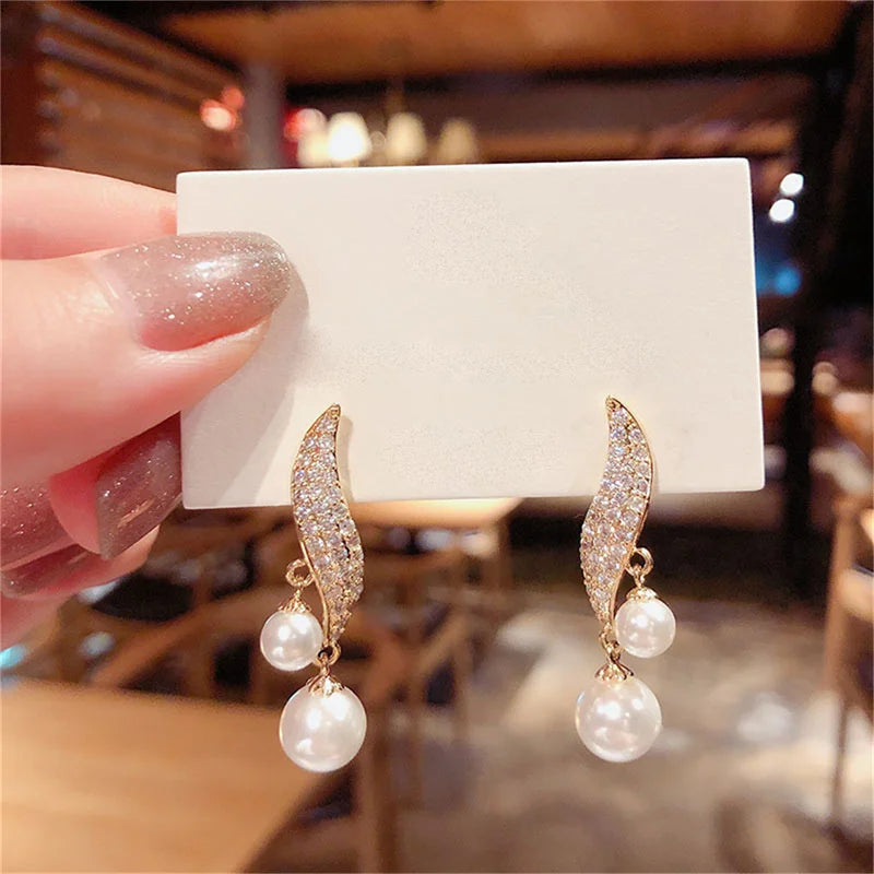 Classic Diora Earrings