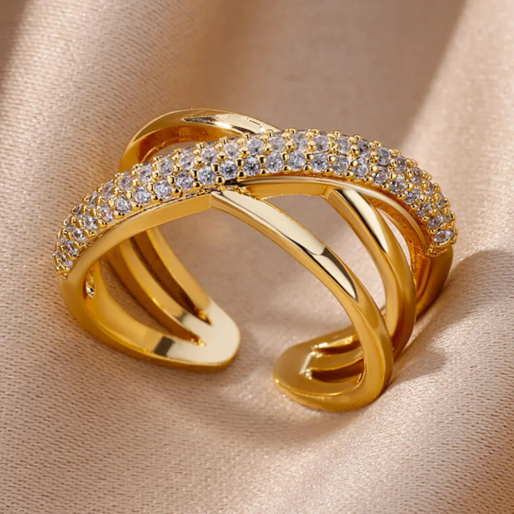 Lilura Gold Rings