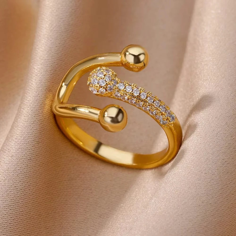 Lilura Gold Rings